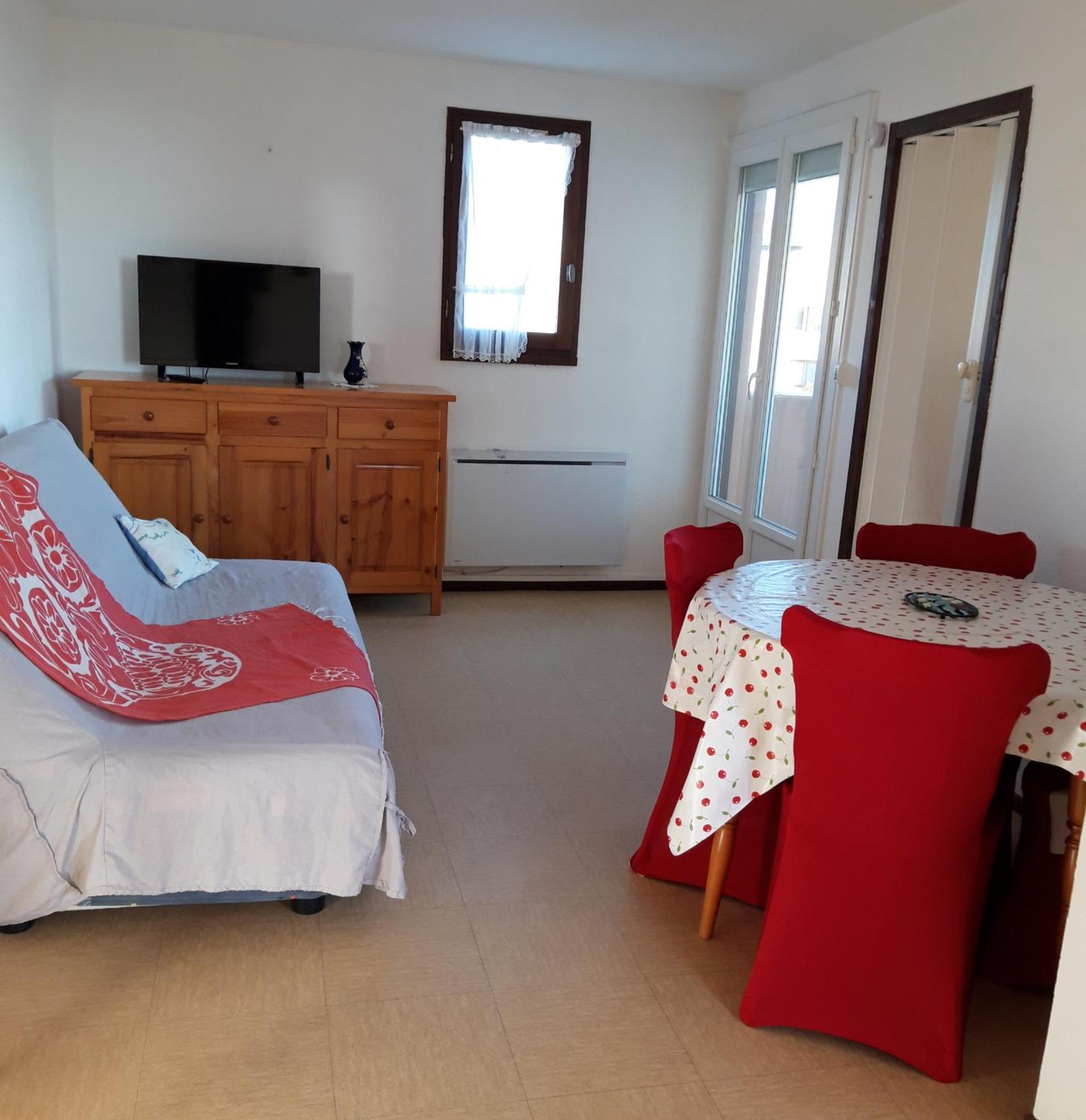 Appt 2 Ou 4 Personnes Avec Piscine, Tennis Et Parking Prive Fleury  Exterior photo